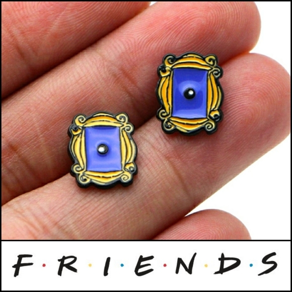Jewelry - NWT Friends TV Show Earrings